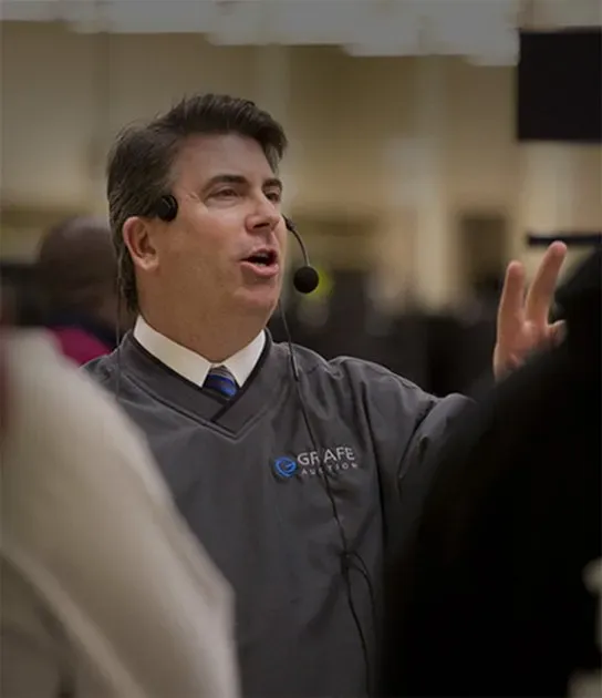 Grafe Auctioneer leading an auction